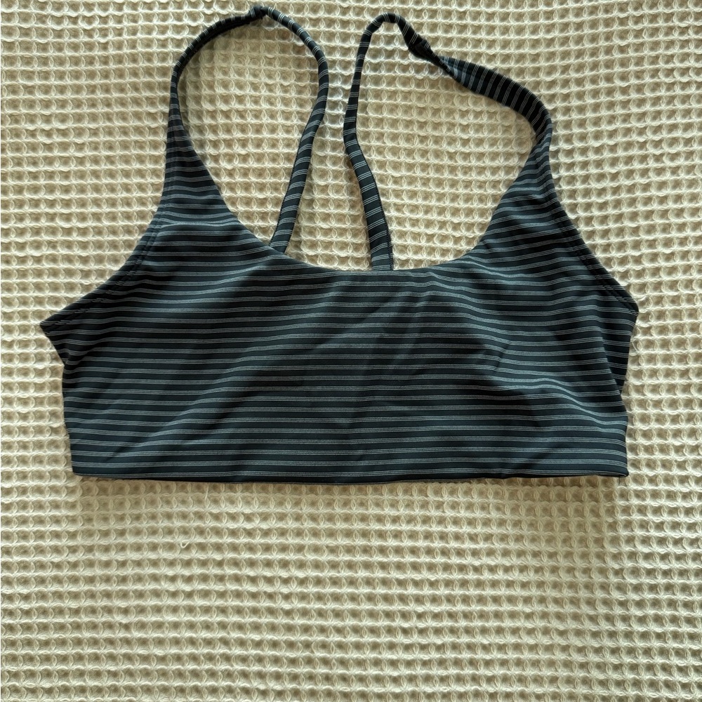 Vuori Yosemite Striped Black Sportsbra